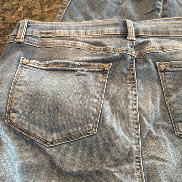 Rewash high rise slim straight Blue Distressed Jeans NWT 11/30 - Picture 15 of 15